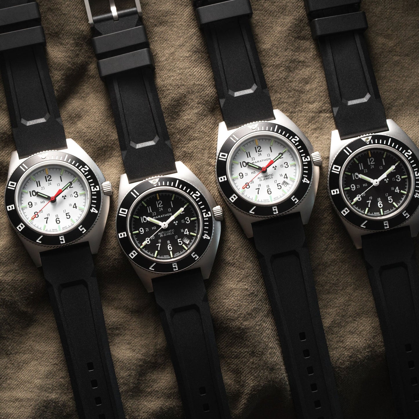 41mm Arctic Steel Navigator Automatic (Arctic SSNAV Auto) on Black 3-Piece Rubber Strap Kit