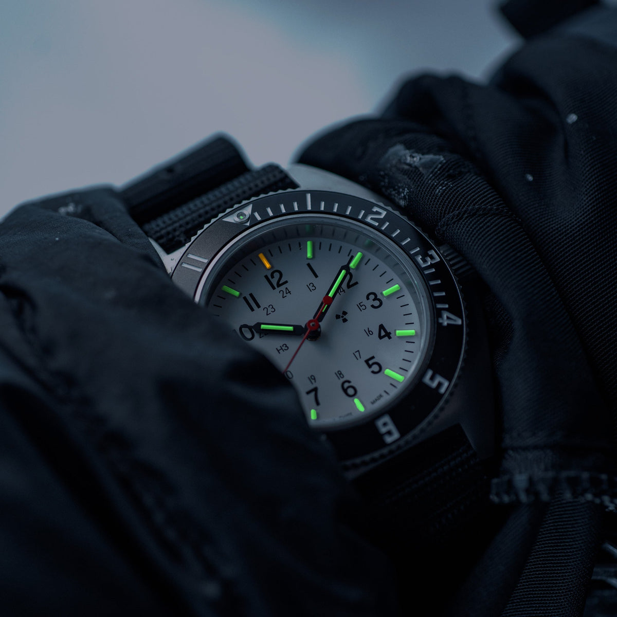 41mm Arctic Steel Navigator (SSNAV) on Nylon DEFSTAN