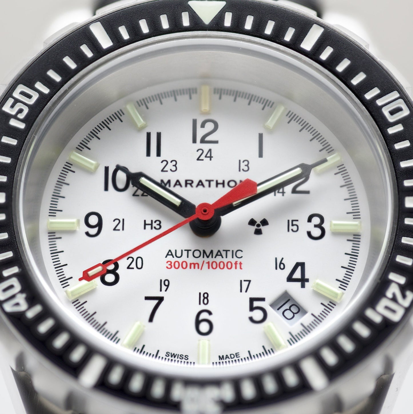 41mm Arctic Edition Large Diver's Automatic (GSAR) with Stainless Steel Bracelet