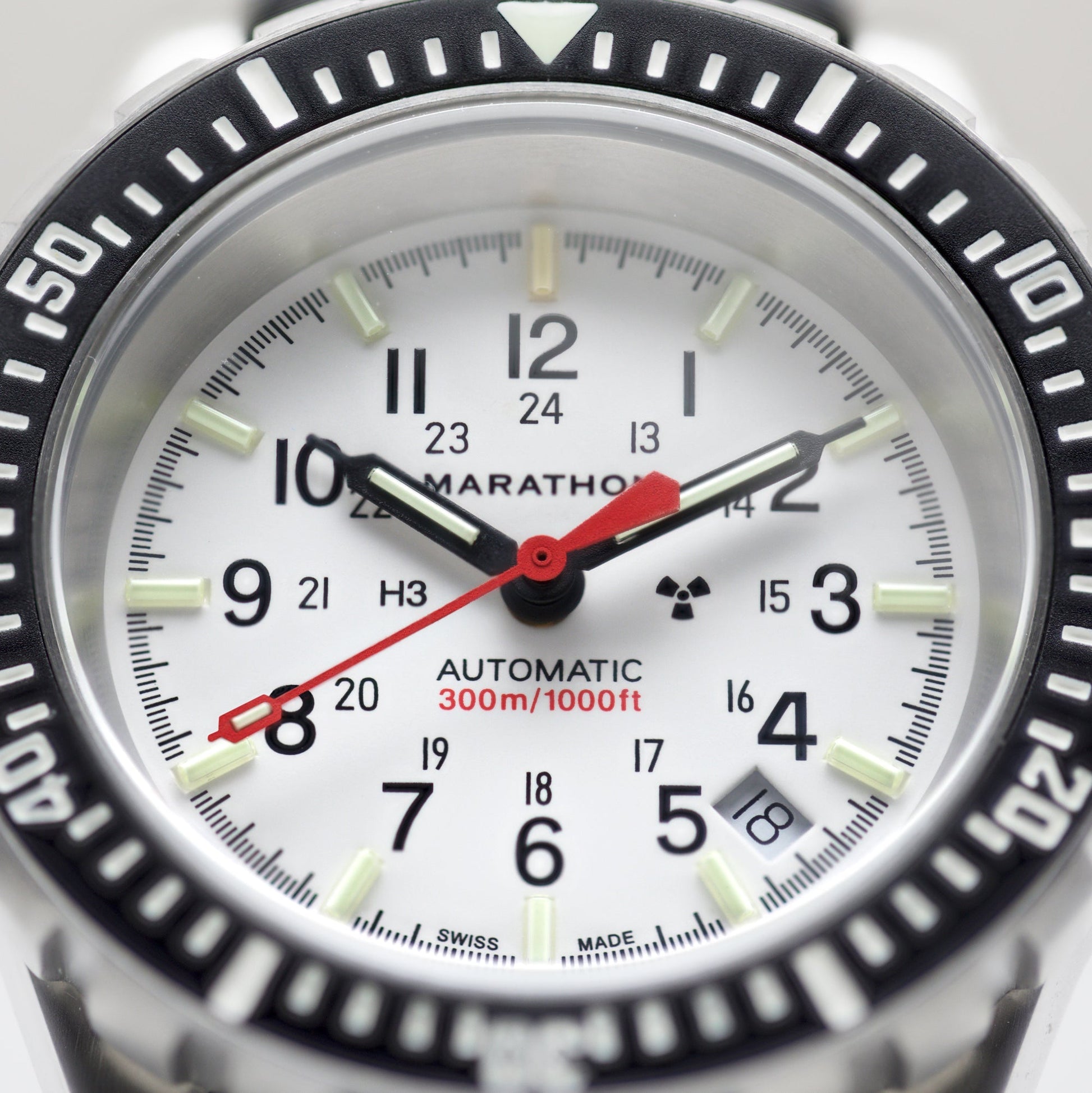 41mm Arctic Edition Large Diver's Automatic (GSAR) with Stainless Steel Bracelet