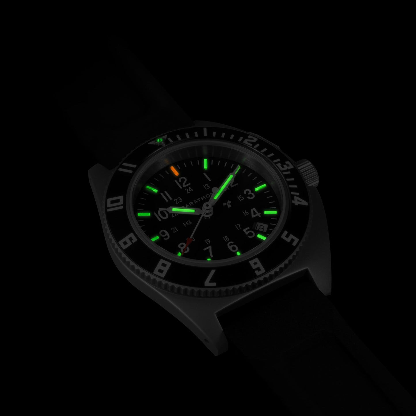 41mm Steel Navigator w/Date (SSNAV-D) on Black 3-Piece Rubber Strap Kit