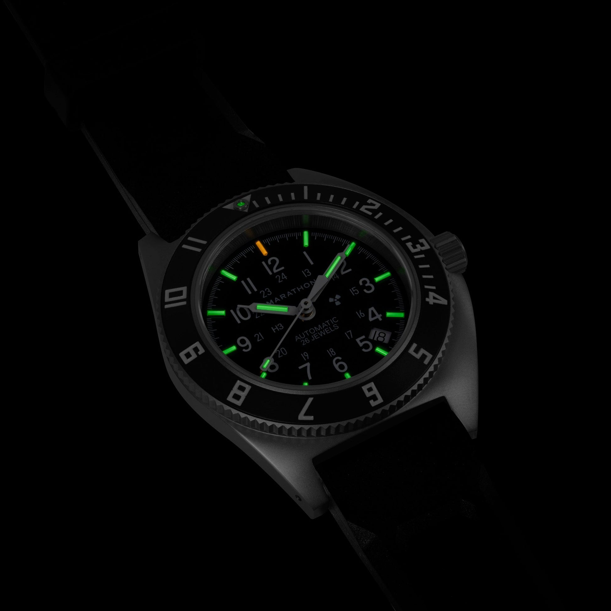 41mm Steel Navigator w/ Date Automatic (SSNAV-D AUTO) on Black 3-Piece Rubber Strap Kit