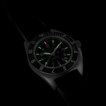 41mm Steel Navigator w/ Date Automatic (SSNAV-D AUTO) on Black 3-Piece Rubber Strap Kit
